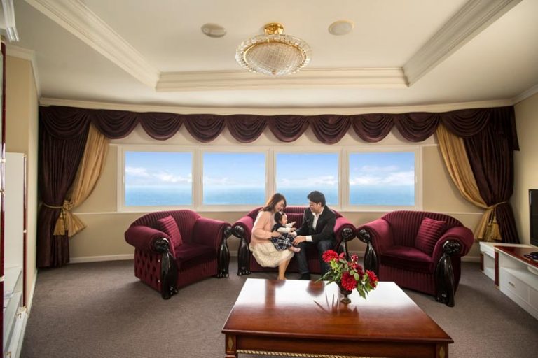 Spacious suites for a happy time