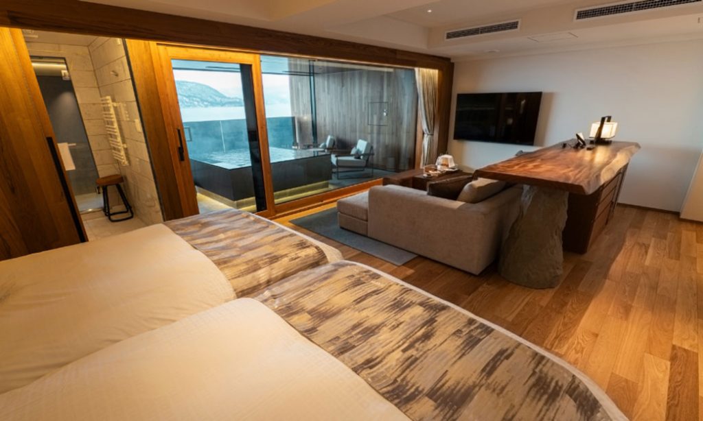 bourou-toya_room3-3-2.jpg